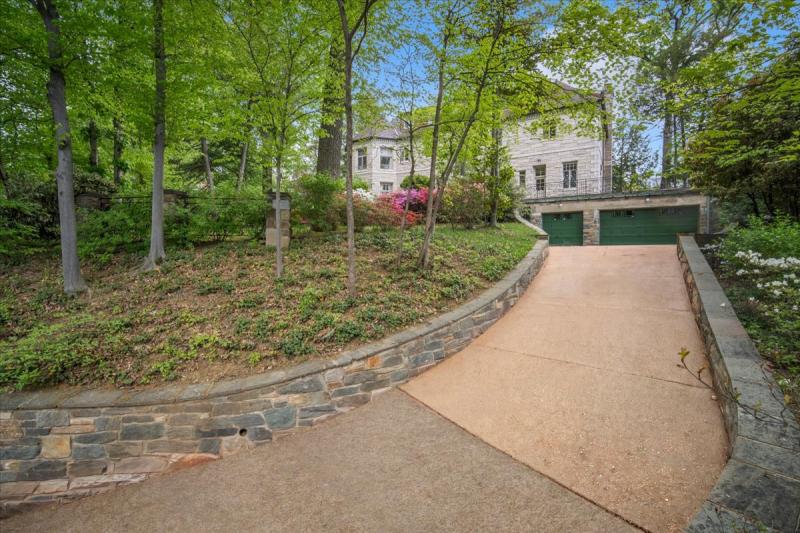 back-driveway.jpg #9