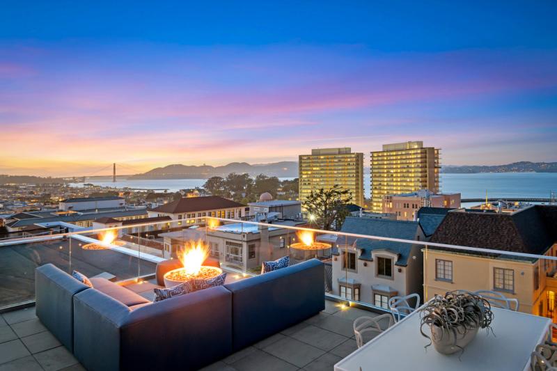 1043 Francisco Street, San Francisco Photo